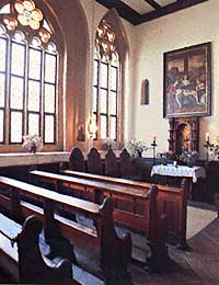 Burgkapelle mit 60 Pltzen fr kirchliche und standesamtliche Trauungen